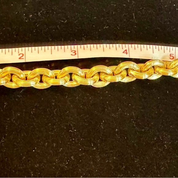 Vintage Givenchy toggle bracelet - Picture 3 of 5